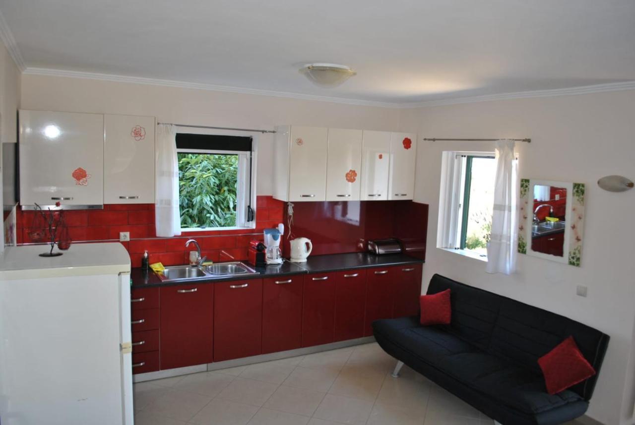 Monika Lefkada Hotel ซูกาเลดส์ ภายนอก รูปภาพ