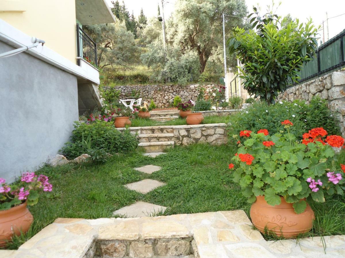 Monika Lefkada Hotel ซูกาเลดส์ ภายนอก รูปภาพ