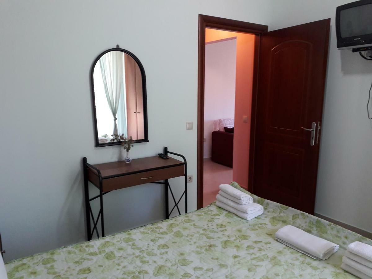 Monika Lefkada Hotel ซูกาเลดส์ ภายนอก รูปภาพ